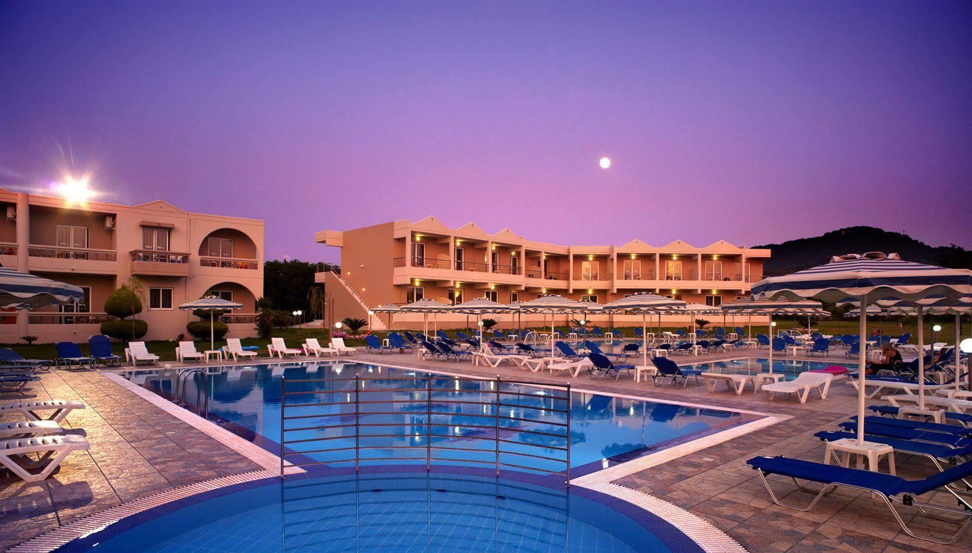 Emerald Hotel Kremasti  Exterior photo